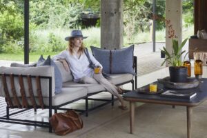 lion_sands_ivory_lodge_reception_welcome_drink