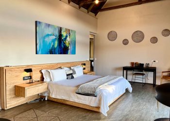 57-waterberg-rooms-luxury-thatch-3