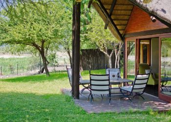 Family suite patio